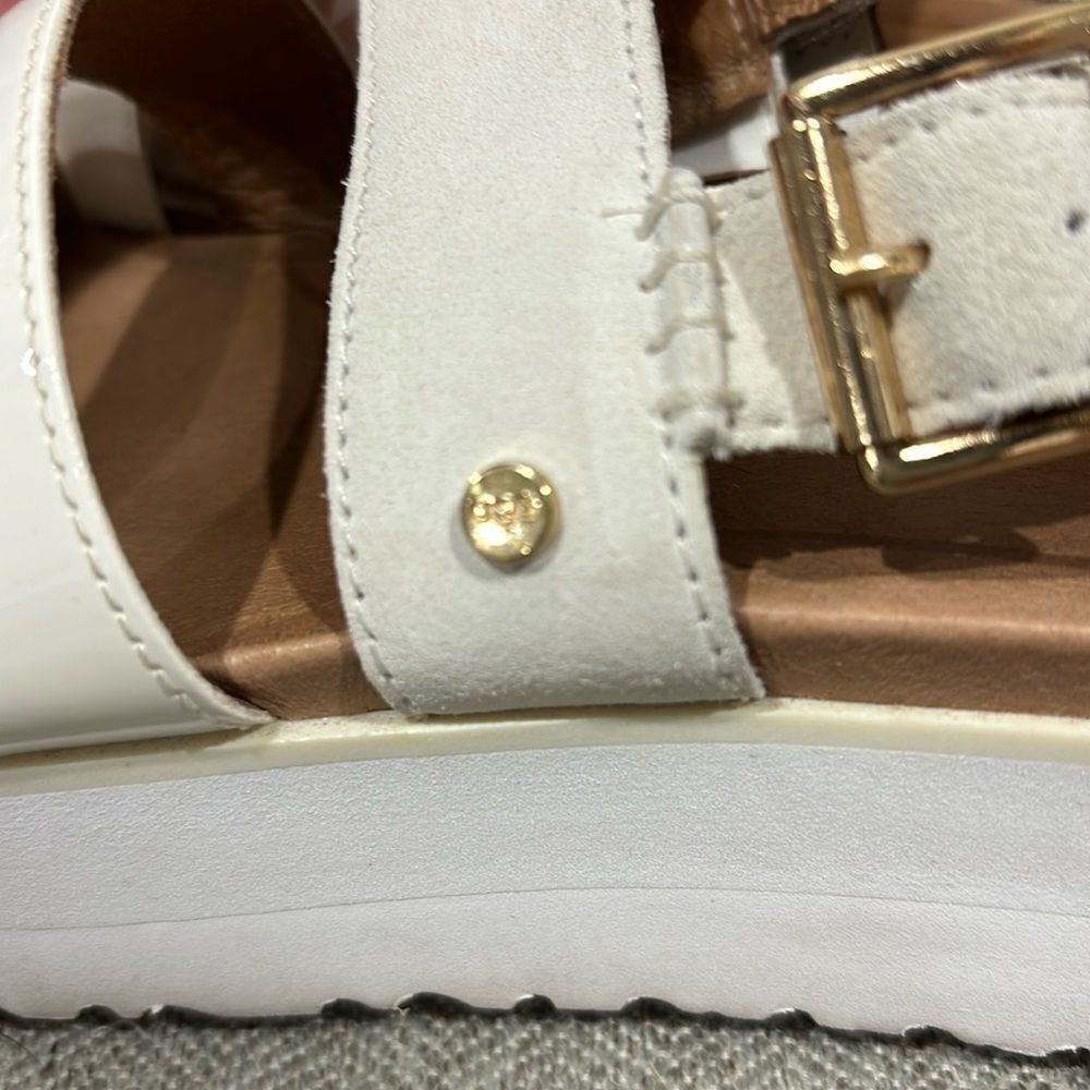Ugg Women's Braelynn White Leather Sandals Strappy Comfort sz 7 - Picture 4 of 5